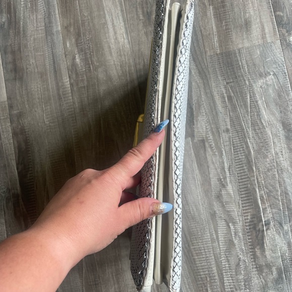 Vintage Metal Mesh Satchel Handbag White - Picture 7 of 10